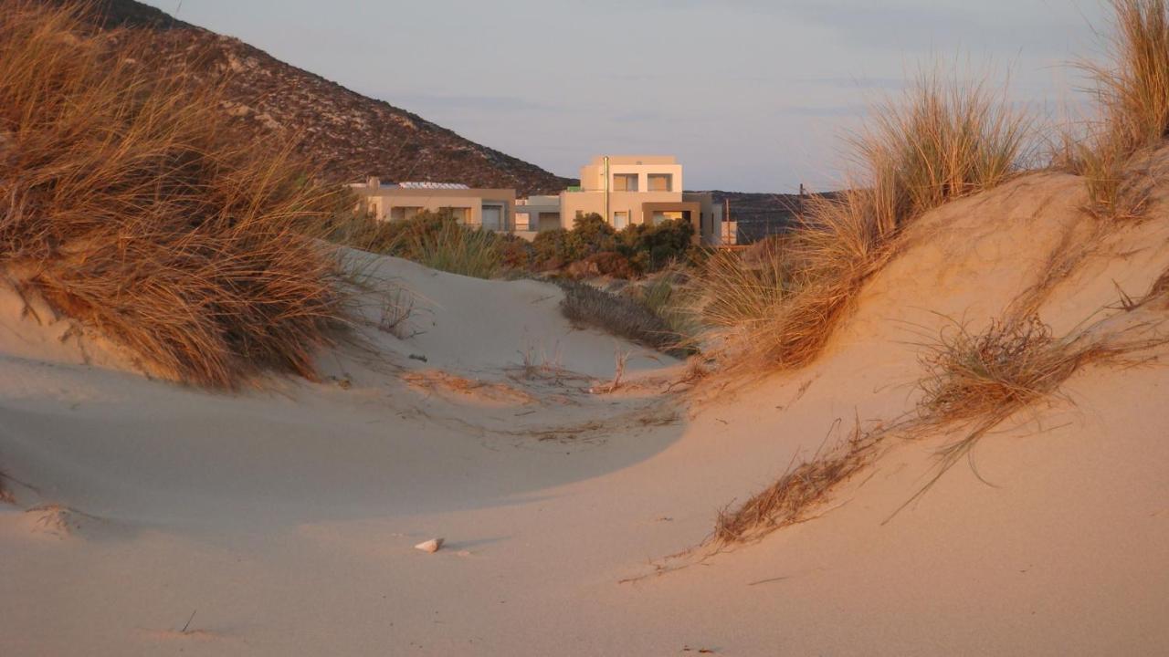 Double Bay Beach Hotel 엘라포니소스 외부 사진